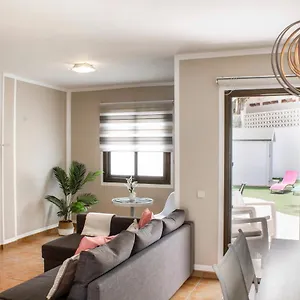 https://villa-sol-y-paz-espacioso-alojamiento.hotelsfuerteventura.org